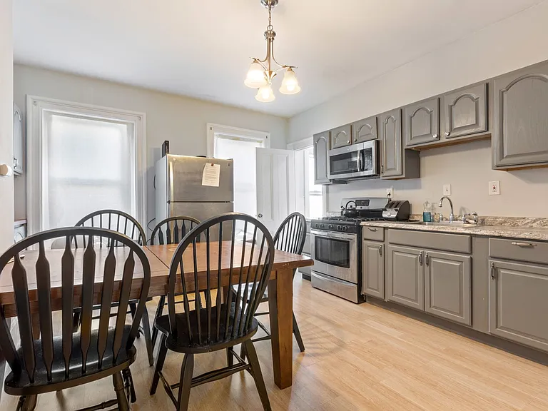94 Mount Pleasant Ave #2 — Photo 1