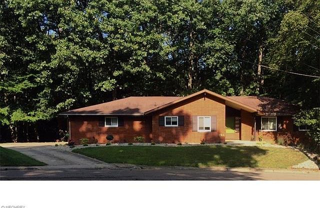 1st image of 784 Marmont Dr