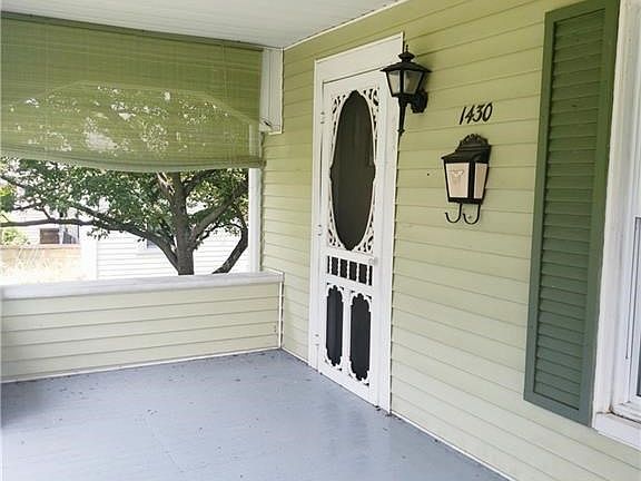 3rd image of 1430 Denman Ave