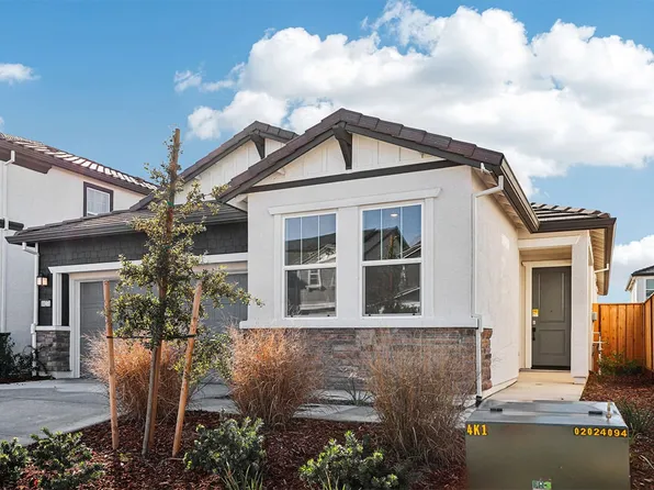 10271 Garmont Way, Elk Grove, CA 95757