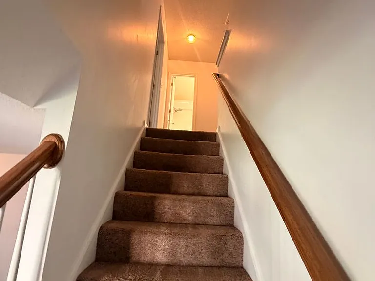 325 Town Pointe Way — Photo 10