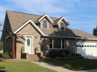 626 Lake St, Lake View, IA 51450