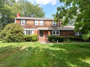 53 Sugar Maple Ln, Tinton Falls, NJ 07724