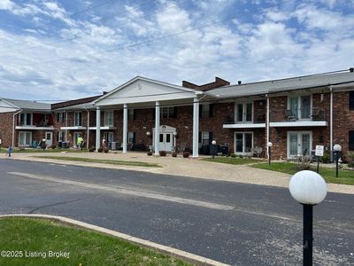 8101 Wendamoor Dr APT 15, Louisville, KY, 40228