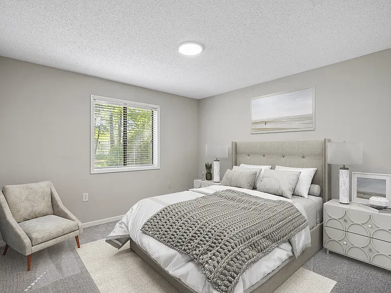 Summit Village Apartments — Photo 15