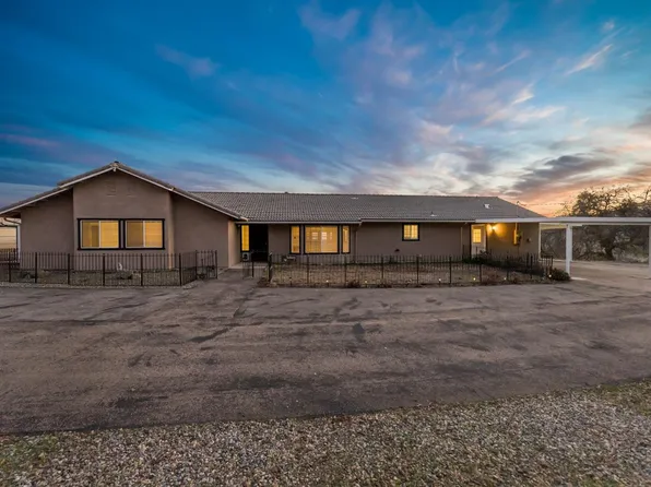 1614 Rector Ln, Squaw Valley, CA 93675