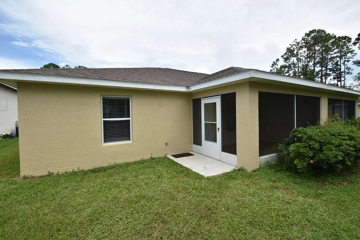 7 Ryarbor Dr Unit B — Photo 2
