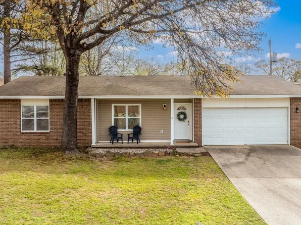 907 Autumnbrook Cir, Sherwood, AR 72120