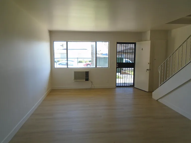 322 N Prospero Dr #4 — Photo 6