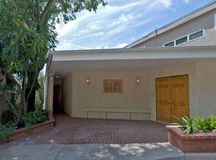 7042 Pacific View Dr, Los Angeles, CA 90068