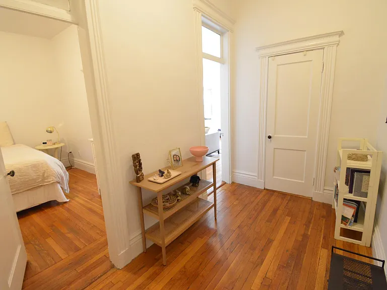 1109 Boylston St #1 — Photo 6