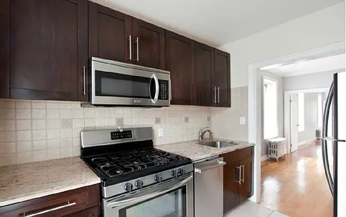 126 Engert Ave #2 Photo 1