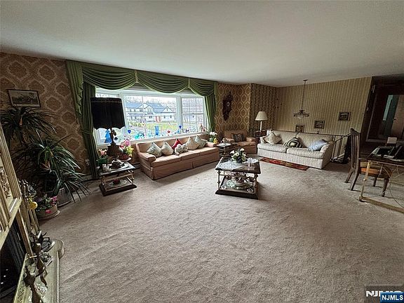 2nd image of 241 Prospect Ave