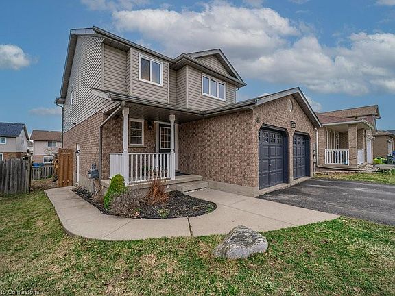 2nd image of 18 Abbeywood Cres