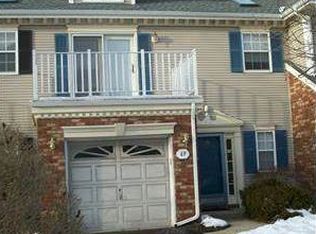 69 Sapphire Ln #457, Franklin Park, NJ 08823
