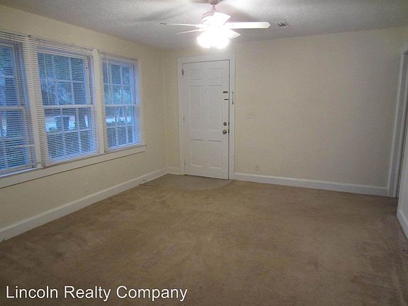 4th image of 703 Lakeland Ave