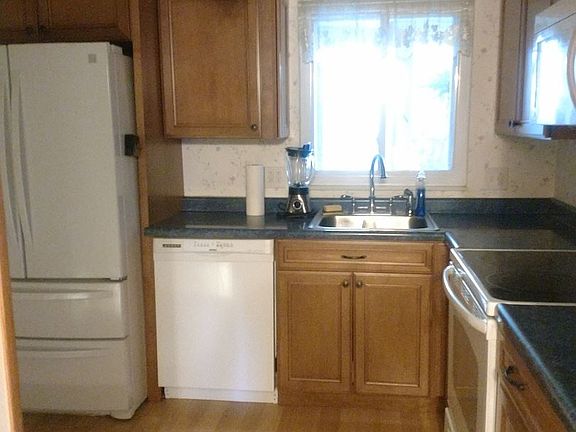 4th image of 4444 Laurel Oak Dr