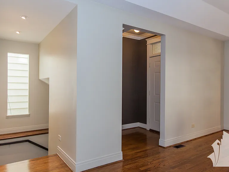 1625 W Hollywood Ave #1 — Photo 13