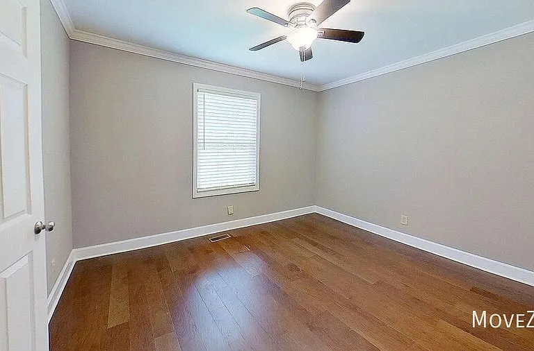 747 Hall Spencer Rd — Photo 9