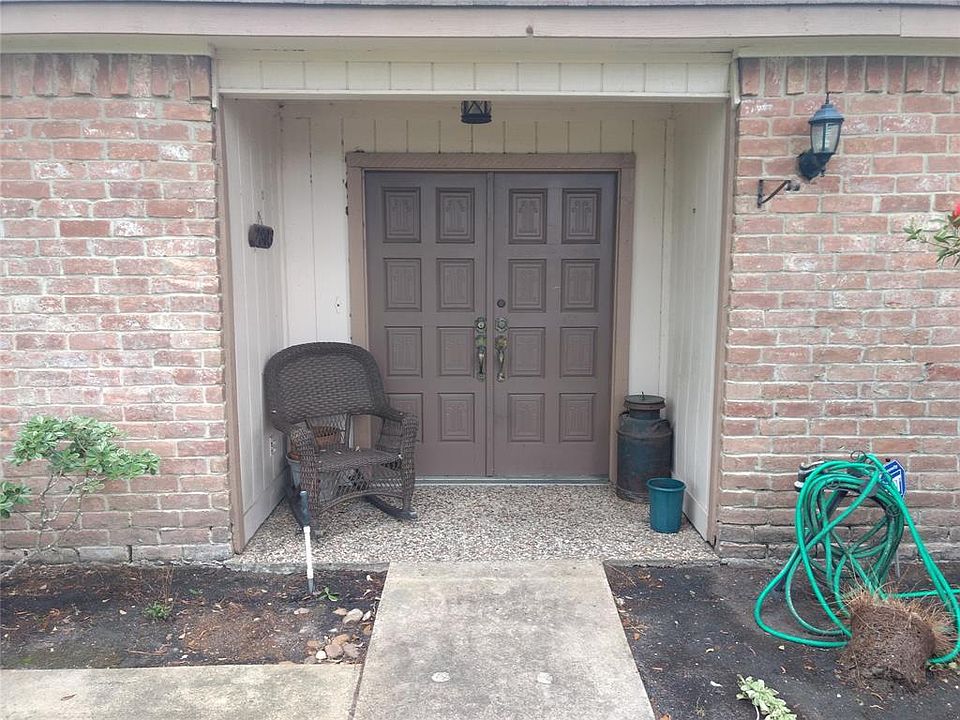 1st image of 2803 Cambridge Ln #7