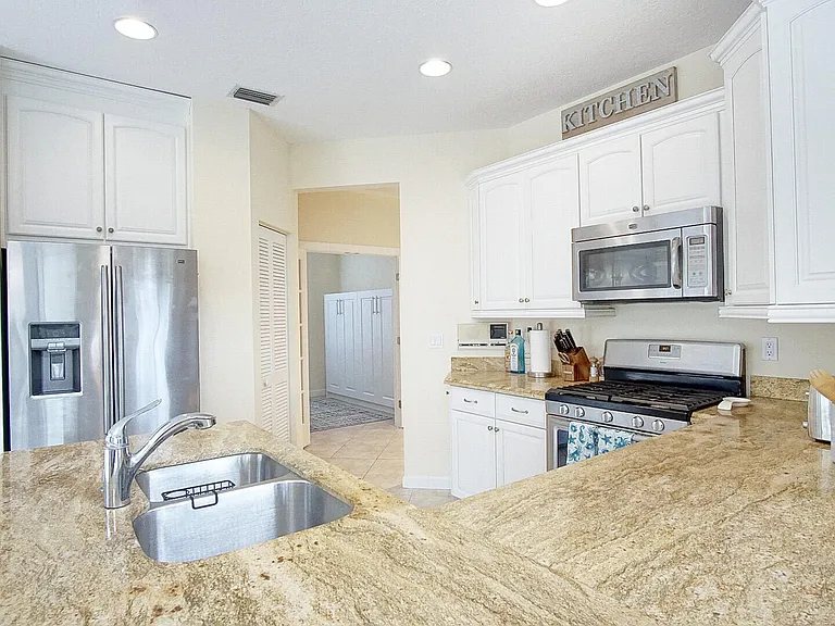 8176 Quail Meadow Way — Photo 12