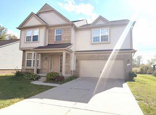 33213 Saddleback Dr, Romulus, MI 48174