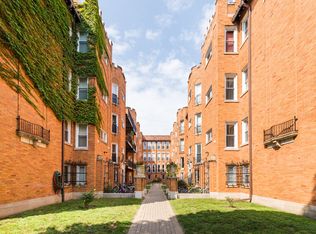 Greenleaf, Chicago, IL 60626