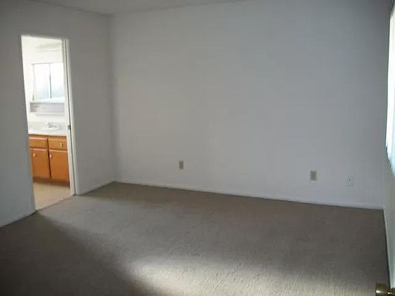 5th image of 848 Ponderosa Dr