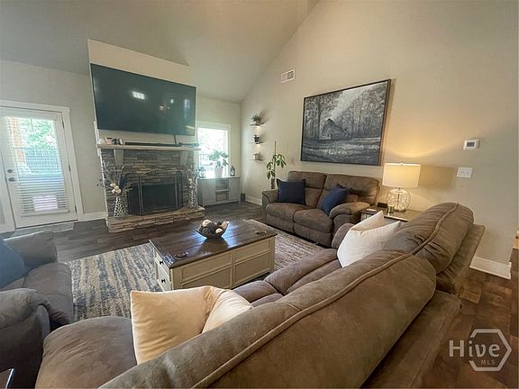3rd image of 457 Old Good Hope Road