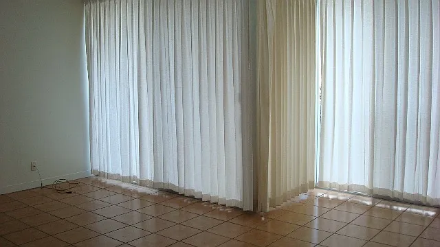 Partly Furnished Studio 1 Bath — Photo 4