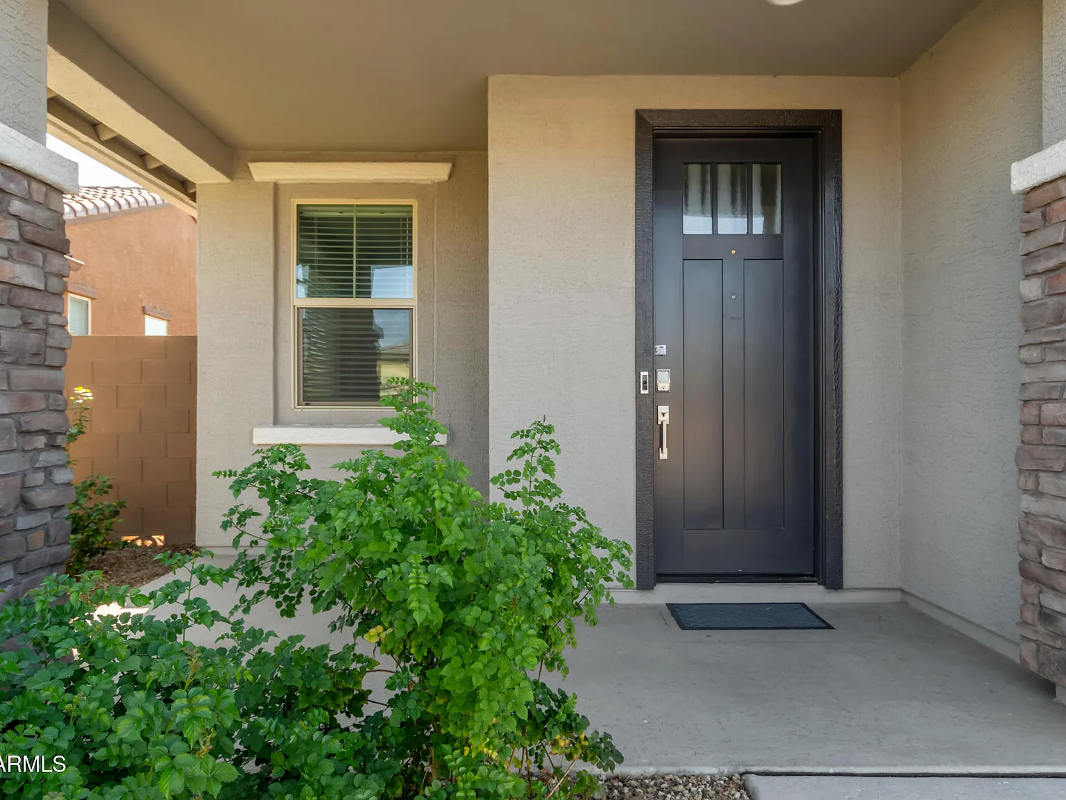 3 bed, 3.0 bath, 1595 sqft, $2,100 — Photo 4