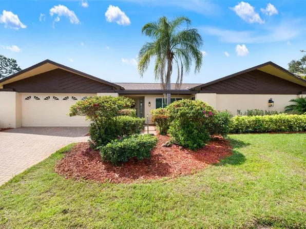 2889 Fair Green Dr, Clearwater, FL 33761