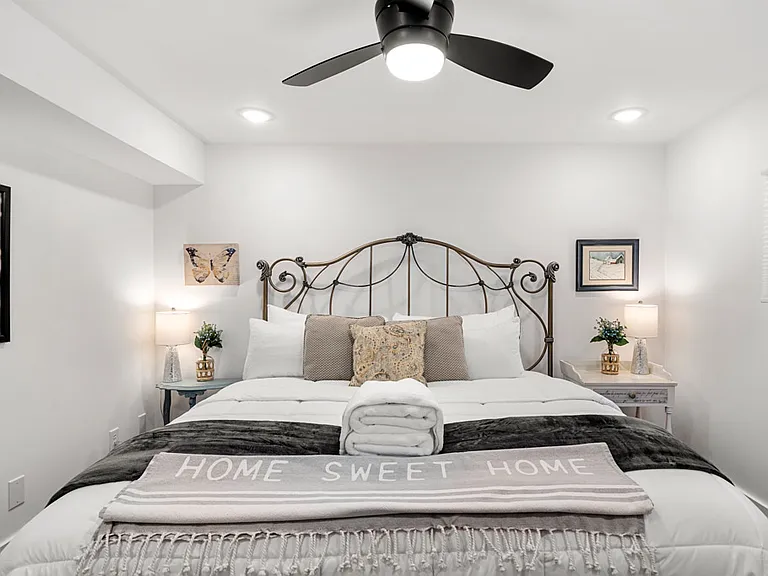 235 Royal Pines Dr — Photo 17