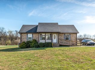 819 White Rd, Portland, TN 37148