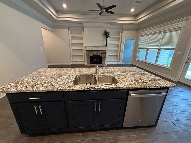 3337 Grand Lake Dr — Photo 9