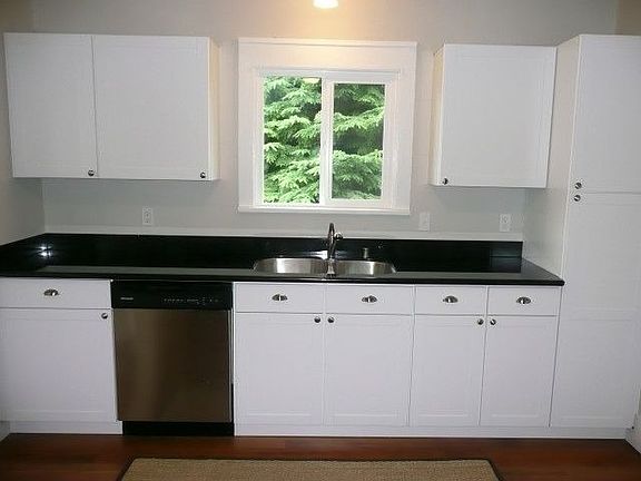 4th image of 519 S 54th St