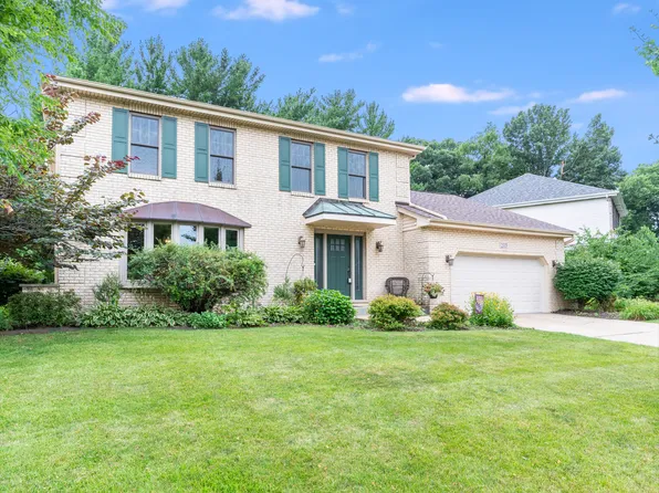 2315 Ridgewood Rd, Lisle, IL 60532