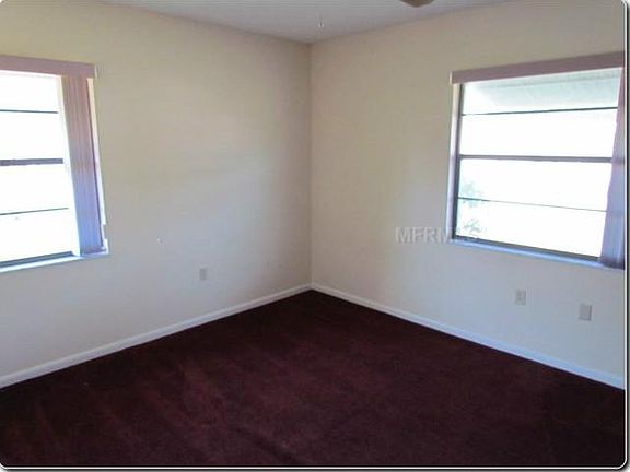 5th image of 2 Cedar Dr