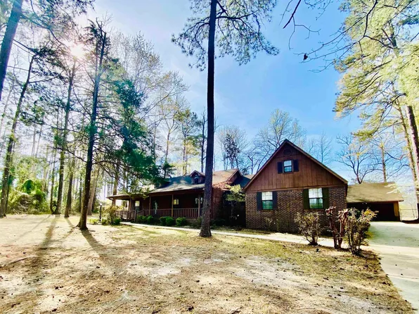 127 Southwood Dr, Camden, AR 71701