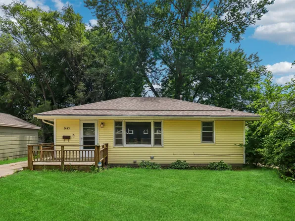 2443 Garfield Ave, Des Moines, IA 50317