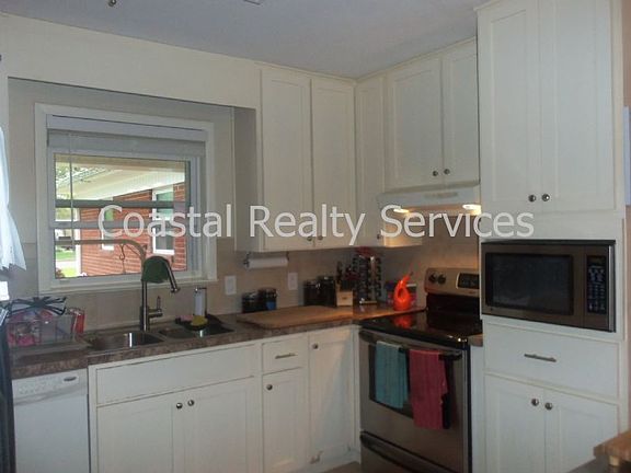 5th image of 335 Plymouth Ave
