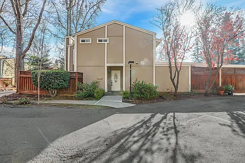 601 Garden Creek Pl Photo 1