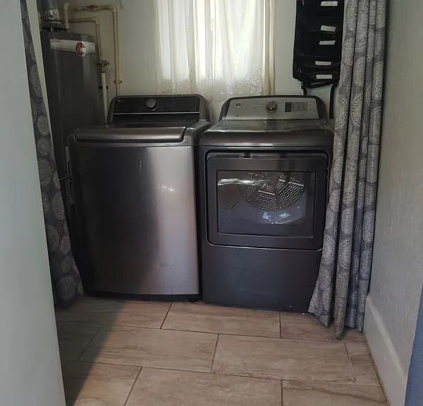 1503 Belgrade Ave — Photo 8