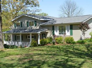 1108 Crabapple Ln, Saint Clair, MO 63077