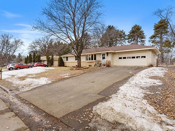 2nd image of 219 Demar Ave