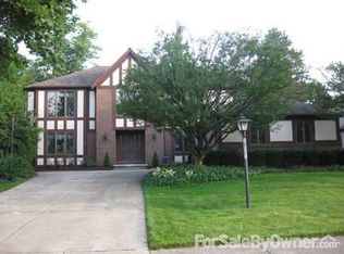 18321 Admiralty Dr, Strongsville, OH