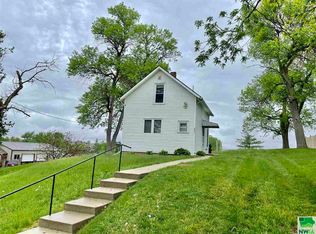 401 Elm St, Moville, IA 51039