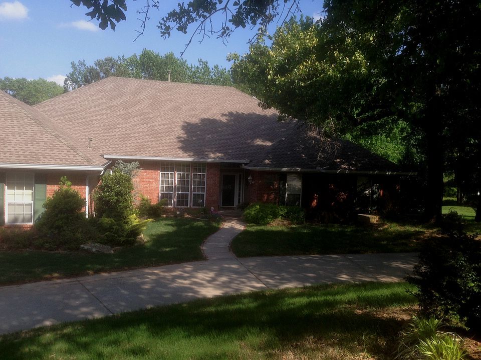 Front Entrance/Circular Dr