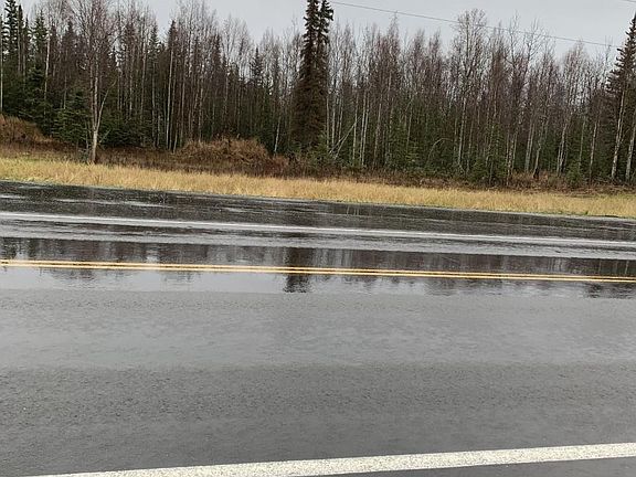 5th image of 5040 Kenai Spur Hwy