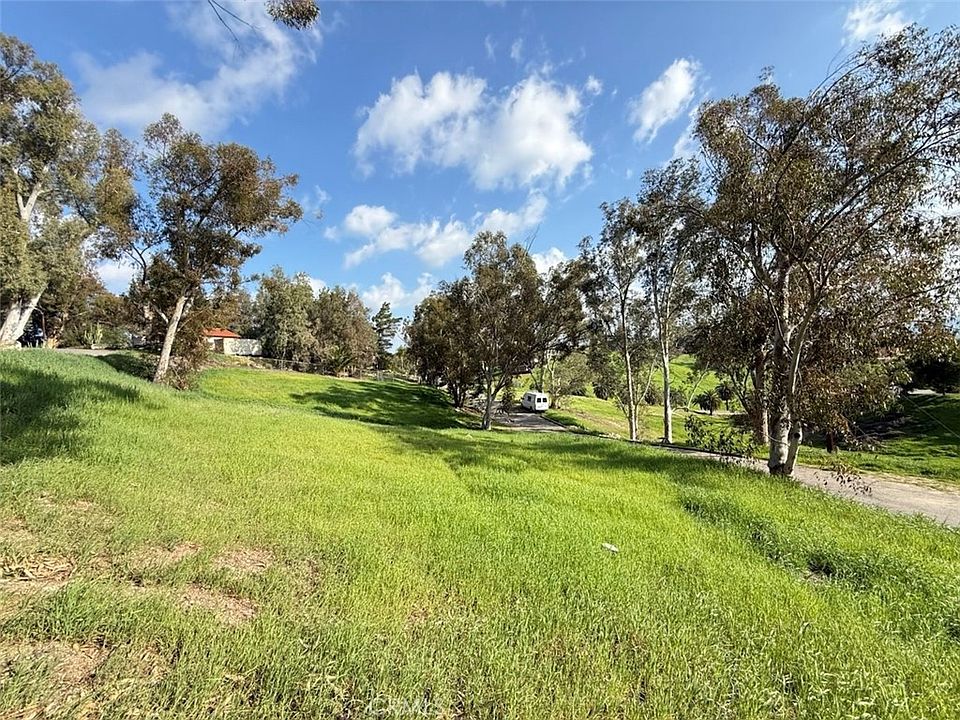 2nd image of 0 Pierce Ave Lot 94